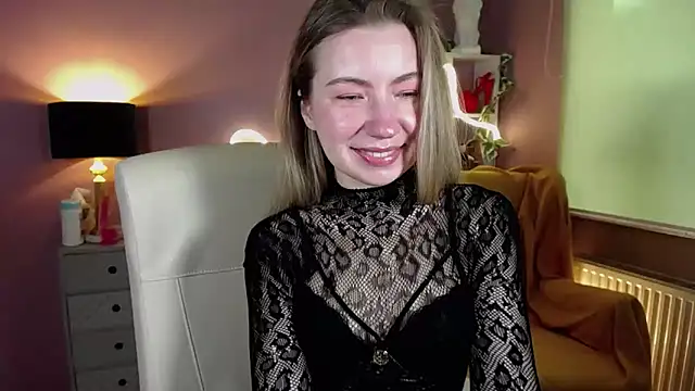 Snapshot of Mia_Tasty chatting on 03/20/25, 07:58 Mia Tasty online show from 03/20/25, 07:58