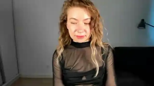 Snapshot of Mia_Tasty chatting on 02/01/26, 03:10 Mia Tasty online show from 02/01/26, 03:10