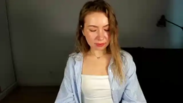 Snapshot of Mia_Tasty chatting on 02/04/26, 07:47 Mia Tasty online show from 02/04/26, 07:47