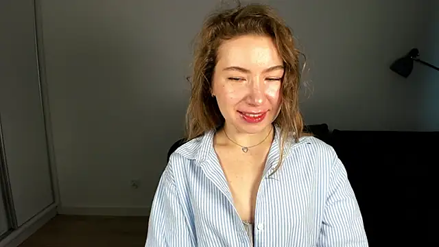 Snapshot of Mia_Tasty chatting on 02/12/26, 07:36 Mia Tasty online show from 02/12/26, 07:36