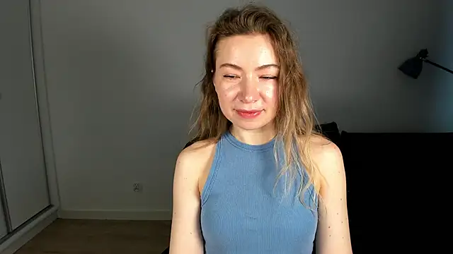 Snapshot of Mia_Tasty chatting on 02/14/26, 07:38 Mia Tasty online show from 02/14/26, 07:38