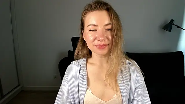 Mia Tasty online show from 03/19/26, 07:34