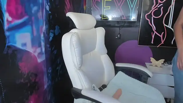 ImCrazzy online show from 01/29/25, 09:28