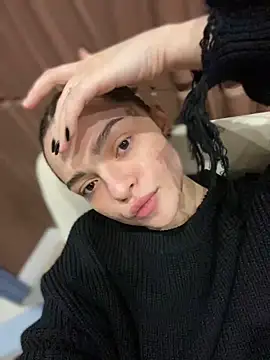 Snapshot of AnaWest chatting on 03/11/25, 07:03 AnaWest online show from 03/11/25, 07:03