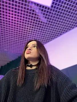 Snapshot of AnaWest chatting on 03/20/25, 10:21 AnaWest online show from 03/20/25, 10:21