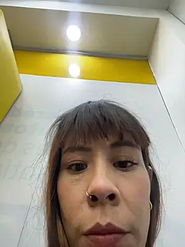 iriiina veneno online show from 11/20/25, 10:42