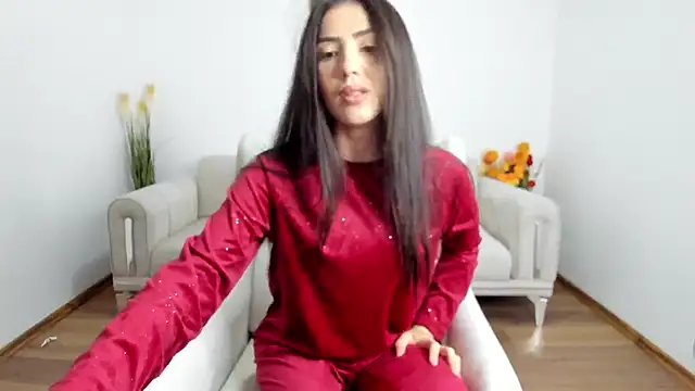 Emmapmg online show from 12/31/24, 09:28