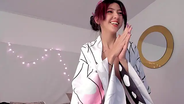 Snapshot of BonnieCute_ chatting on 12/29/24, 03:13 BonnieCute online show from 12/29/24, 03:13