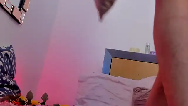 Snapshot of BonnieCute_ chatting on 01/22/25, 11:45 BonnieCute online show from 01/22/25, 11:45