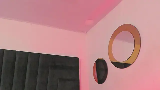 Snapshot of BonnieCute_ chatting on 03/02/25, 02:54 BonnieCute online show from 03/02/25, 02:54