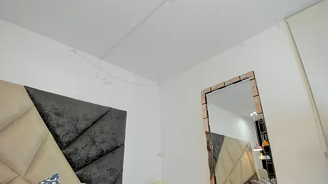 BonnieCute  online show from 02/06/26, 12:04