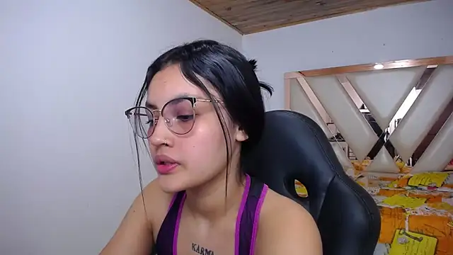 Snapshot of antonella_sweetlittle chatting on 01/04/25, 03:17 antonella sweetlittle online show from 01/04/25, 03:17