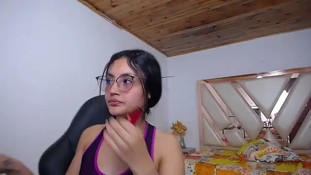 Snapshot of antonella_sweetlittle chatting on 01/04/25, 06:19 antonella sweetlittle online show from 01/04/25, 06:19