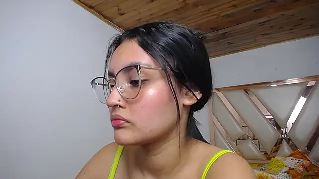 Snapshot of antonella_sweetlittle chatting on 01/05/25, 02:08 antonella sweetlittle online show from 01/05/25, 02:08