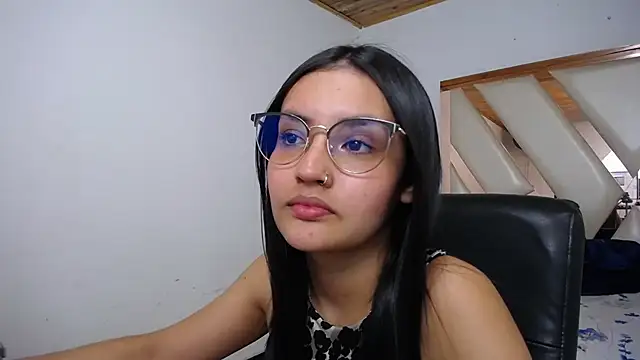 Snapshot of antonella_sweetlittle chatting on 01/12/25, 06:59 antonella sweetlittle online show from 01/12/25, 06:59