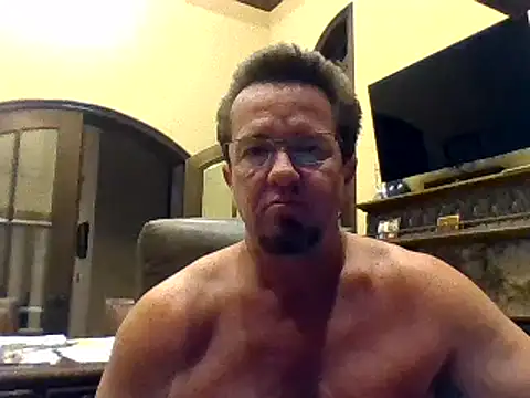 Snapshot of sluttydylan chatting on 12/02/24, 08:30 sluttydylan online show from 12/02/24, 08:30