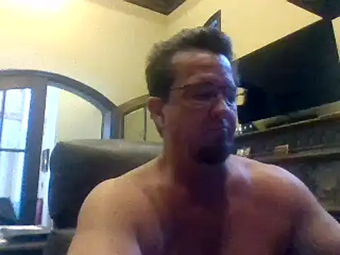 Snapshot of sluttydylan chatting on 01/04/25, 11:17 sluttydylan online show from 01/04/25, 11:17