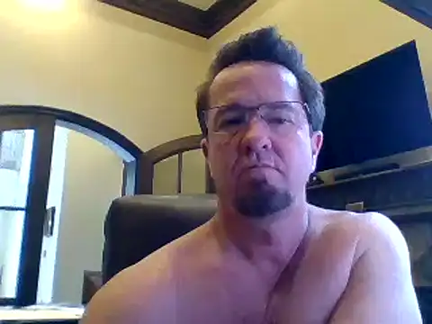 Snapshot of sluttydylan chatting on 02/06/25, 07:51 sluttydylan online show from 02/06/25, 07:51