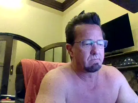 Snapshot of sluttydylan chatting on 02/22/25, 02:50 sluttydylan online show from 02/22/25, 02:50