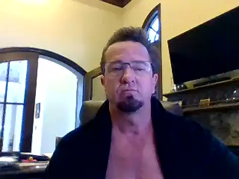 Snapshot of sluttydylan chatting on 02/23/25, 08:00 sluttydylan online show from 02/23/25, 08:00