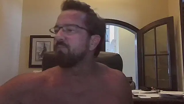 Snapshot of sluttydylan chatting on 09/24/25, 10:02 sluttydylan online show from 09/24/25, 10:02