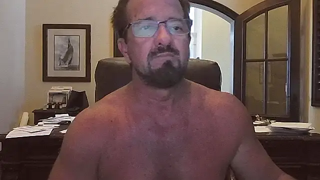 Snapshot of sluttydylan chatting on 09/25/25, 09:29 sluttydylan online show from 09/25/25, 09:29