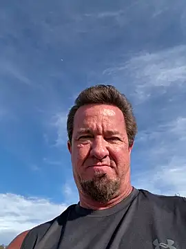 sluttydylan online show from 02/25/26, 12:09