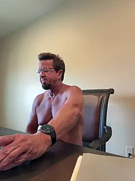 sluttydylan online show from 04/09/26, 08:03