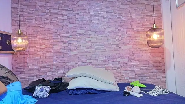 nextdoor fantasy1 online show from 04/16/26, 03:29