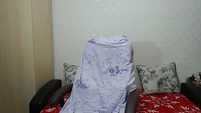 PrinceEagle online show from 11/04/25, 07:40