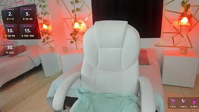 Snapshot of Megan_Thompsonn chatting on 03/14/25, 12:40 Megan Thompsonn online show from 03/14/25, 12:40