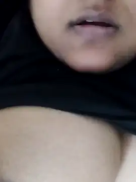 Snapshot of smile_pretty chatting on 12/04/24, 11:46 smile pretty online show from 12/04/24, 11:46