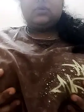 Snapshot of smile_pretty chatting on 12/10/24, 04:24 smile pretty online show from 12/10/24, 04:24