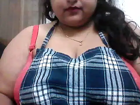 Snapshot of smile_pretty chatting on 12/12/24, 04:43 smile pretty online show from 12/12/24, 04:43