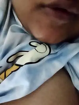 Snapshot of smile_pretty chatting on 12/18/24, 05:21 smile pretty online show from 12/18/24, 05:21