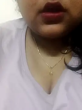 Snapshot of smile_pretty chatting on 01/15/25, 07:44 smile pretty online show from 01/15/25, 07:44