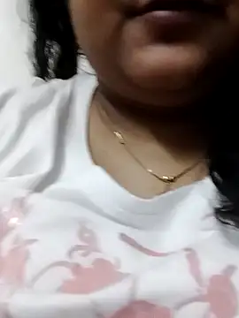 Snapshot of smile_pretty chatting on 01/18/25, 09:34 smile pretty online show from 01/18/25, 09:34