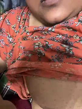 Snapshot of smile_pretty chatting on 02/15/25, 11:50 smile pretty online show from 02/15/25, 11:50