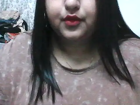 Snapshot of smile_pretty chatting on 02/24/25, 08:36 smile pretty online show from 02/24/25, 08:36