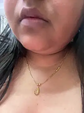 Snapshot of smile_pretty chatting on 03/13/25, 09:26 smile pretty online show from 03/13/25, 09:26