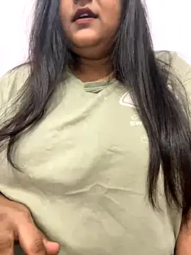 Snapshot of smile_pretty chatting on 09/10/25, 03:23 smile pretty online show from 09/10/25, 03:23