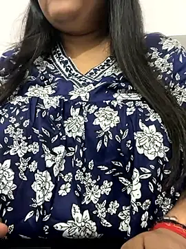 Snapshot of smile_pretty chatting on 09/15/25, 07:25 smile pretty online show from 09/15/25, 07:25