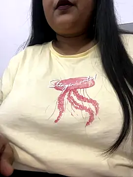 Snapshot of smile_pretty chatting on 09/25/25, 09:57 smile pretty online show from 09/25/25, 09:57