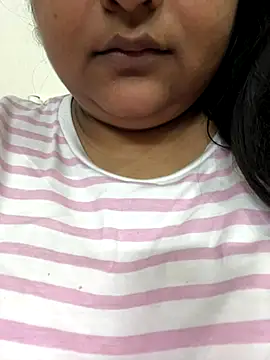 Snapshot of smile_pretty chatting on 10/08/25, 07:55 smile pretty online show from 10/08/25, 07:55