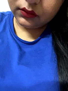 Snapshot of smile_pretty chatting on 10/17/25, 07:05 smile pretty online show from 10/17/25, 07:05