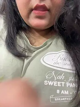 smile pretty online show from 02/04/26, 06:03