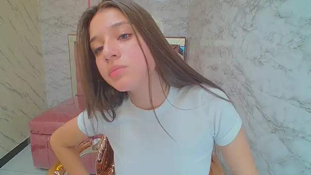 Snapshot of _Emily_v chatting on 01/18/25, 08:09 Emily v online show from 01/18/25, 08:09