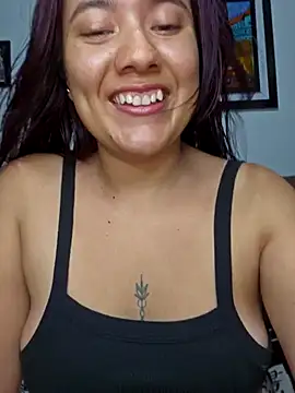 Snapshot of Blushing_Katy chatting on 01/28/25, 09:29 Blushing Katy online show from 01/28/25, 09:29