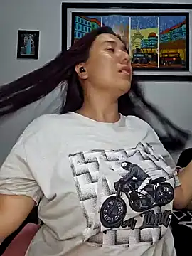 Snapshot of Blushing_Katy chatting on 02/01/25, 10:23 Blushing Katy online show from 02/01/25, 10:23