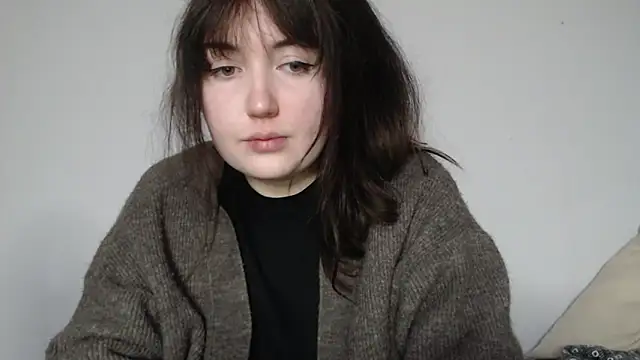 Lynylou online show from 03/17/26, 06:11